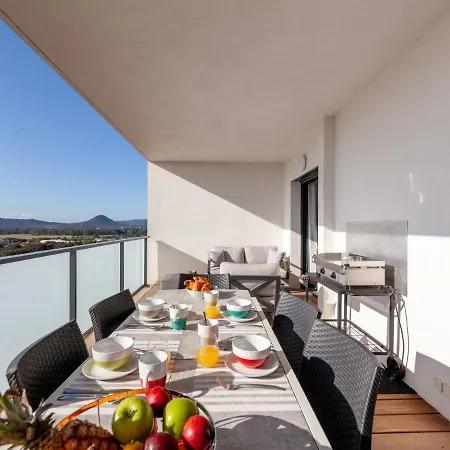 Chateau-12 Apartman *